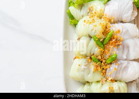 ( Kow Griep Pag Mor)Pork gedünstete Reispakete oder gedünstete Reisknödel Stockfoto