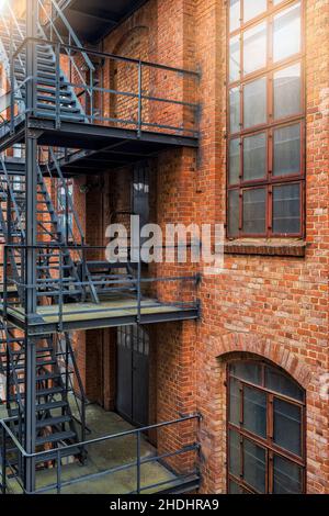 Flucht, Fabrik, Feuertreppe, Flucht, Flucht, Flucht, Fabriken Stockfoto