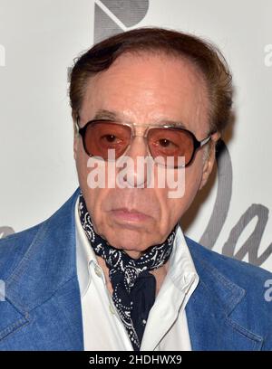 **DATEI FOTO** Peter Bogdanovich ist verstorben. CORAL GABLES, FL - FEBRUAR 28: Schauspieler/Regisseur Peter Bogdanovich nimmt an der Miami-Premiere von RatPac Documentary Films One Day Since Yesterday: Peter Bogdanovich and the Lost American Film' Teil, gefolgt von einem Q&A-Gespräch im Miracle Theatre im Schauspielhaus am 28. Februar 2017 in Coral Gables, Florida.Quelle: MPI10/MediaPunch Stockfoto