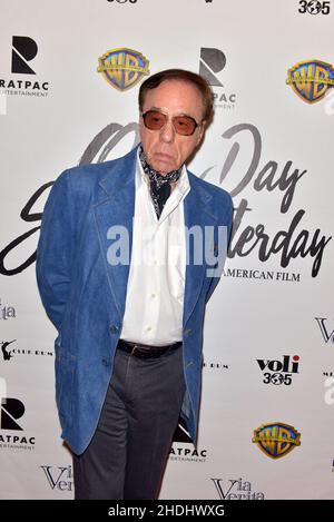 **DATEI FOTO** Peter Bogdanovich ist verstorben. CORAL GABLES, FL - FEBRUAR 28: Schauspieler/Regisseur Peter Bogdanovich nimmt an der Miami-Premiere von RatPac Documentary Films One Day Since Yesterday: Peter Bogdanovich and the Lost American Film' Teil, gefolgt von einem Q&A-Gespräch im Miracle Theatre im Schauspielhaus am 28. Februar 2017 in Coral Gables, Florida.Quelle: MPI10/MediaPunch Stockfoto