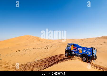 500 Sotnikov Dmitry (rus), Akhmadeev Ruslan (rus), Akhmetzianov Ilgiz (rus), Kamaz-Master, Kamaz 43509, T5 FIA Camion, Aktion während der Etappe 5 der Rallye Dakar 2022 um Riad, am 6th 2022. Januar in Riad, Saudi-Arabien - Foto Frédéric Le Floch / DPPI Stockfoto