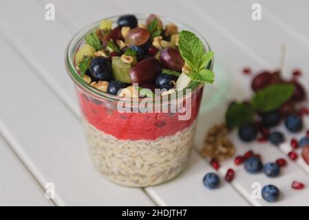 Frühstück, vegan, Hafer über Nacht, Frühstück, Veganer Stockfoto