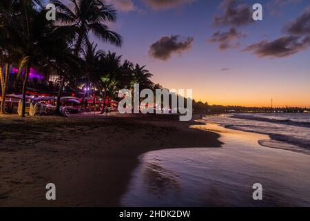 Nachtansicht des Strandes von Cabarete, Dominikanische Republik Stockfoto