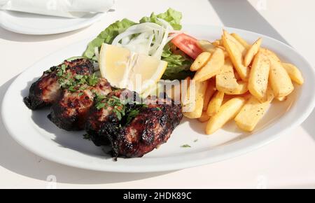 griechische Küche, Bifteki, Cutlet, griechische Küche, griechische Küche Stockfoto