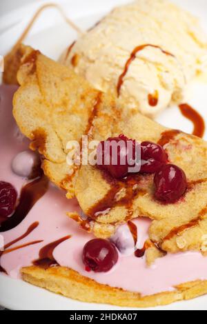 Nachtisch, Vanilleeis, Pfannkuchen, Desserts, Eis, Eis, Eis, Vanilleeis, Pfannkuchen Stockfoto