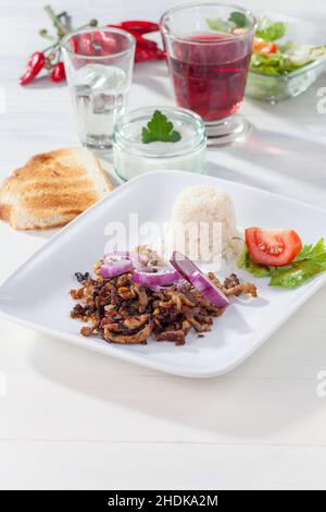 Essen, mediterrane Küche, Gyros, Mahlzeiten, mediterrane Küche, mediterrane Küche, typisch griechische Küche Stockfoto