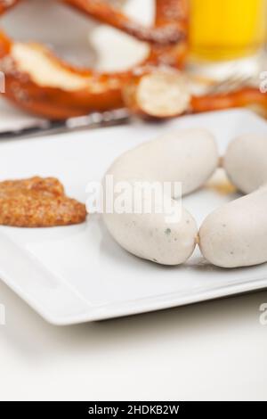 bayerische Küche, süßer Senf, Weißwurst, bayerische Küche, bayerische Küche, Süße Mustards, Weisshursten Stockfoto