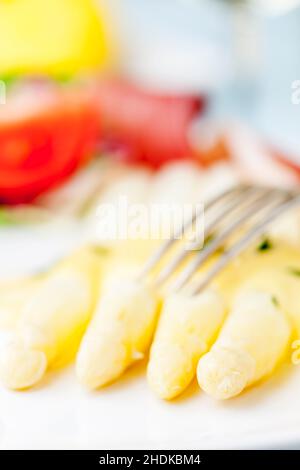 Weißer Spargel, Spargel, Spargelspeer, Spargelspieße Stockfoto