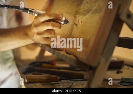 Handwerk, Bildhauer, Holzschnitt, Handwerk, Schnitzer, Schnitzer, Bildhauer, Holzschnitte Stockfoto