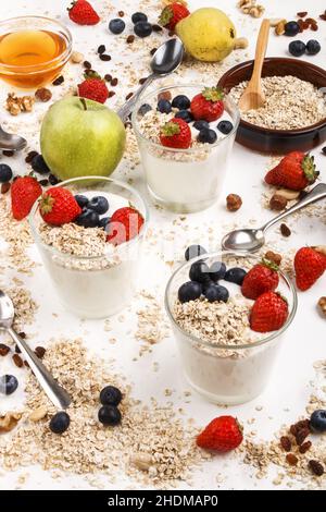Beeren, Müsli, Joghurt, Beeren, Müsli Stockfoto