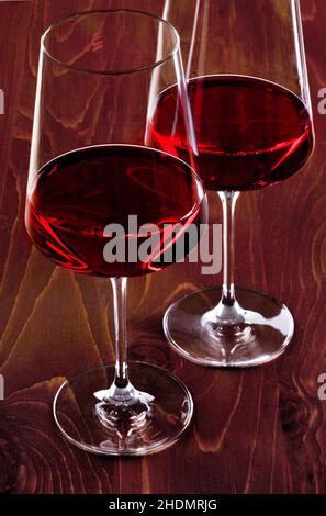 Weinglas, Rotwein, Alkohol, Glaswaren, Rotweine, Alkohole Stockfoto