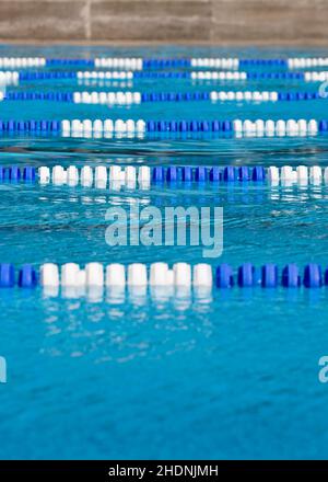 Schwimmbad, Schwimmbahn, Pools, Schwimmbahnen Stockfoto