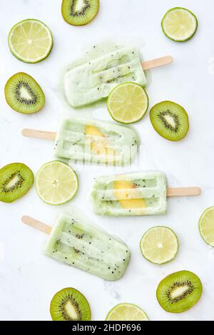 Eis, fruchtig, aromatisiertes Eis, Eis, Früchte, Aromatisierte Eis Stockfoto