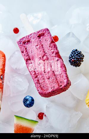 Eis, aromatisiertes Eis, Eis, Eis, Eis, Eis, Aromatisierte Eis Stockfoto