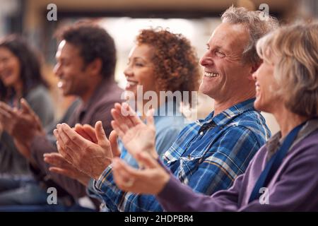 Publikum, Vortrag, Applaus, Publikum, Vorträge Stockfoto