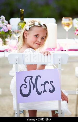 Mädchen, Hochzeit, Brautjungfer, Blumenmädchen, Mädchen, Hochzeiten, Brautjungfern, Blumenmädchen Stockfoto