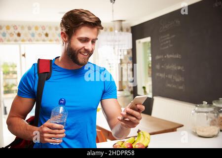 Mobile Kommunikation, Sportler, Smartphone, Mobilfunk, Sportler, Sportler, Sportler, Smartphones, Smartphones, Smartphones Stockfoto