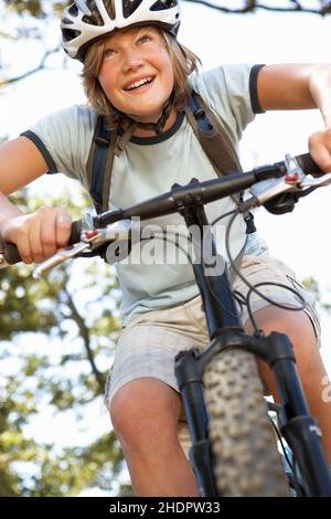Junge, Fahrradtour, Jungen, Fahrradtouren Stockfoto