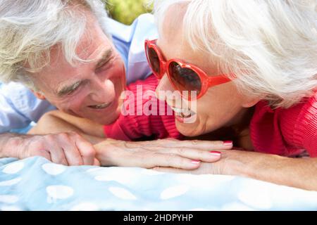 Lachend, älteres Paar, lachend, lächelnd, ältere Paare Stockfoto