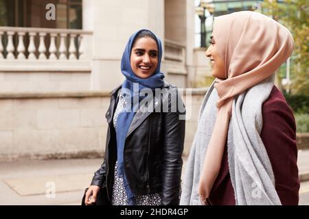 Amuse, urban, Kopftuch, Student, muslim, Amüsiert, urbane, Kopfbedeckungen, Studenten, muslime Stockfoto