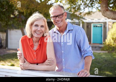 Glücklich, zu Hause, paar, im Ruhestand, happies, Heime, Paare, in Rente gehen, Rentner, Pensionäre Stockfoto