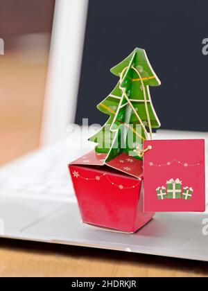 Überraschung, Arbeitsplatz, weihnachtsgeschenk, Überraschungen, Arbeitsplätze, Workstation, weihnachtsgeschenk, weihnachtsgeschenke Stockfoto