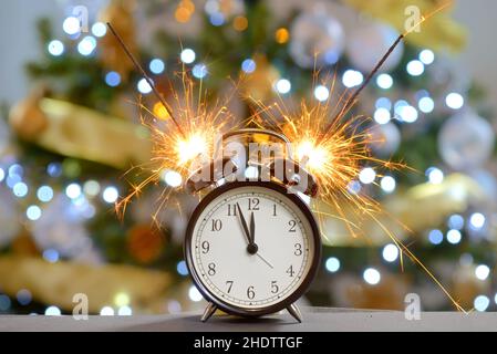 Silvester, Silvester, Mitternacht, Neujahr, Silvester, Mitten in den Nächten Stockfoto