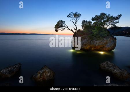 makarska riviera, kamen brela, brela-stein, makarska rivieras Stockfoto