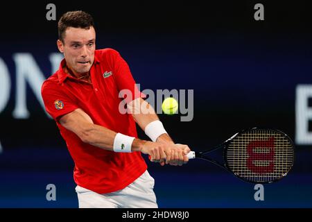 Sydney, Australien. 07th Januar 2022. Roberto Bautista Agut vom Team Spanien kehrt während des ATP-Cup-Halbfinales am 7. Januar 2022 im Sydney Olympic Park Tennis Center, Sydney, Australien, gegen Hubert Hurkacz vom Team Polen zurück. Foto von Peter Dovgan. Nur zur redaktionellen Verwendung, Lizenz für kommerzielle Nutzung erforderlich. Keine Verwendung bei Wetten, Spielen oder Veröffentlichungen einzelner Clubs/Vereine/Spieler. Kredit: UK Sports Pics Ltd/Alamy Live Nachrichten Stockfoto