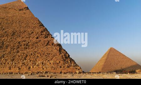 Blick auf die Großen Pyramiden von Gizeh in Ägypten Stockfoto