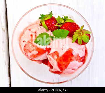 Erdbeereis, Eiscreme, Eiscreme, Eiscreme, Erdbeereis Stockfoto