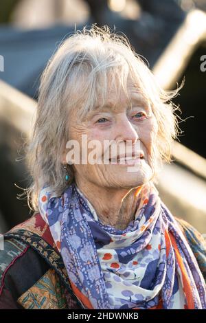 Virginia McKenna eröffnet die Born Free Forever-Ausstellung im Waterloo Millennium Green in London. Bilddatum: Freitag, 7. Januar 2022. Stockfoto