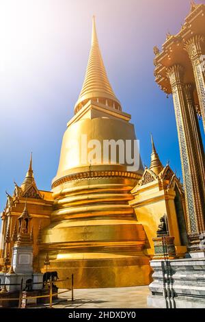 golden, buddhist, phra sri rattana Chedi, Reliquiar, Goldens, buddhisten, phra sri rattana chedis Stockfoto