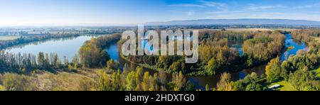 Frankreich, Loire, Cuzieu, die Deux Becs-Anlage, die Loire und ehemalige Kiesgruben (Luftaufnahme) // Frankreich, Loire (42), Cuzieu, site des Deux becs, la Stockfoto