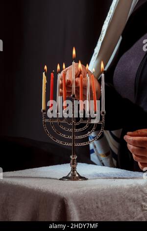 Entzündet, Menorah, Menorah Stockfoto