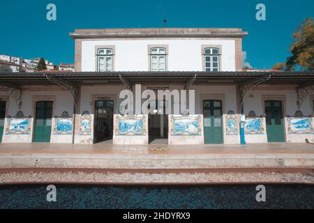 Pinhao Bahnhof, blaue und weiße Fliesen, Portugal Stockfoto