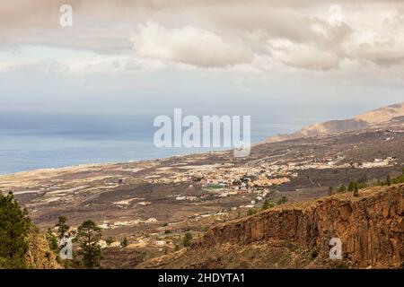 Luftaufnahme über Guia de Isora und die Küste von Las Fuentes, Guia de Isora, Teneriffa, Kanarische Inseln, Spanien Stockfoto