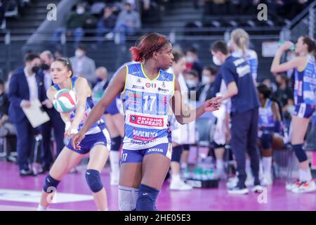 Roma, Italien. 06th Januar 2022. Miriam Sylla (Conegliano) während des Imoco Volley Conegliano gegen Igor Gorgonzola Novara, Volleyball Italienischer Frauencup in Roma, Italien, Januar 06 2022 Quelle: Independent Photo Agency/Alamy Live News Stockfoto