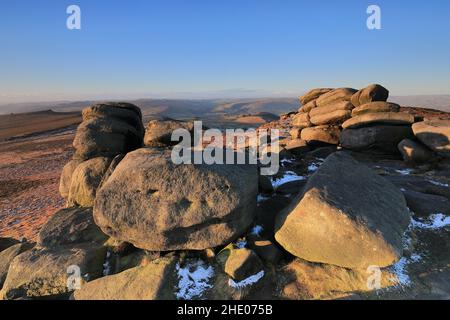 Der Blick vom Higger Tor auf das Hathersage Moor im Peak District National Park, South Yorkshir, England Stockfoto