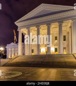 Das Virginia State Capitol, entworfen von Thomas Jefferson, hat eine interne, nicht externe Kuppel. Stockfoto