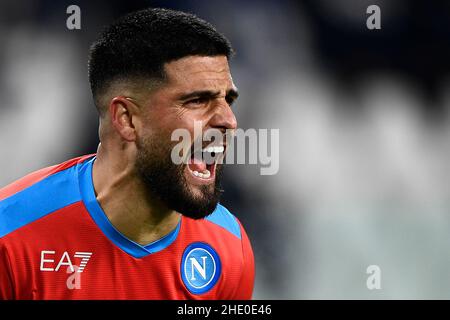 Turin, Italien. 06. Januar 2022. Lorenzo Insigne vom SSC Napoli reagiert während des Fußballspiels der Serie A zwischen Juventus FC und SSC Napoli. Kredit: Nicolò Campo/Alamy Live Nachrichten Stockfoto