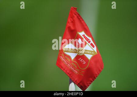 Swindon, Wiltshire, Großbritannien. 7th. Juni 2022. 7th. Januar 2022: County Ground, Swindon, Wilstshire, England: FA Cup 3rd Round Football, Swindon Town gegen Manchester City: Die Eckflagge am County Ground Credit: Action Plus Sports Images/Alamy Live News Stockfoto