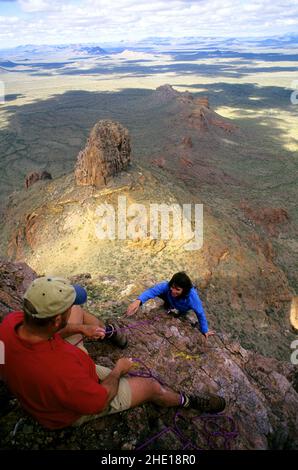 Besteigung von Montezumas Kopf im Organ Pipe National Monument. Arizona Stockfoto