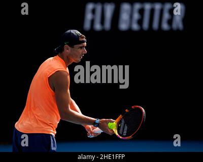 RAFAEL NADAL (ESP) übt am 3. Platz bei den Australian Open 2022 am Samstag, den 2022. Januar im Melbourne Park Stockfoto