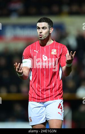 Swindon, England, 7th. Januar 2022. Dion Conroy aus Swindon Town während des Emirates FA Cup-Spiels auf dem County Ground, Swindon. Bildnachweis sollte lauten: Ashley Crowden / Sportimage Kredit: Sportimage/Alamy Live News Stockfoto