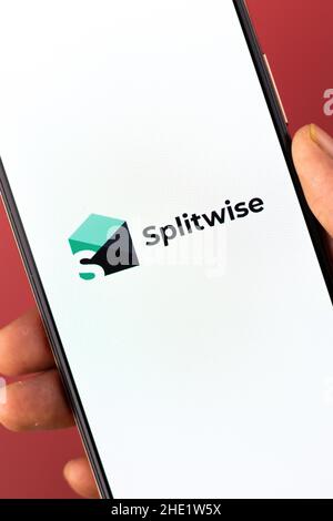 West Bangal, Indien - 7. Januar 2022 : Splitwise Logo auf Handy-Bildschirm Stock Bild. Stockfoto