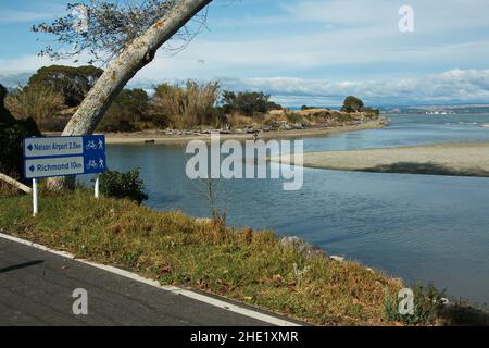 Tahunanui Beach in Tasman Bay in der Nähe von Nelson, Tasman Region auf der Südinsel Neuseelands Stockfoto