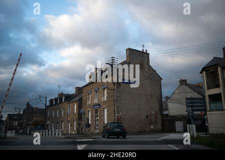 Frankreich, Bretagne, Dinan die 2020-12-25. Illustration des täglichen Lebens in der Bretagne während der Weihnachtsferien inmitten der Covid-19-Krise, Wann Stockfoto