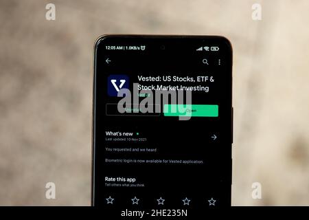 West Bangal, Indien - 15. Dezember 2021 : Freizügigkeitslogo auf Telefonbildschirm Stock image. Stockfoto