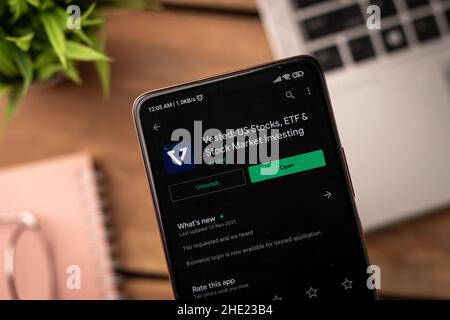 West Bangal, Indien - 15. Dezember 2021 : Freizügigkeitslogo auf Telefonbildschirm Stock image. Stockfoto